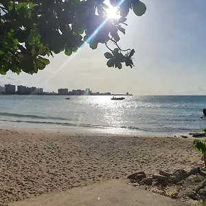 Sea Breezer Vacation Ocean Front En Condominio Playa Mar San Juan